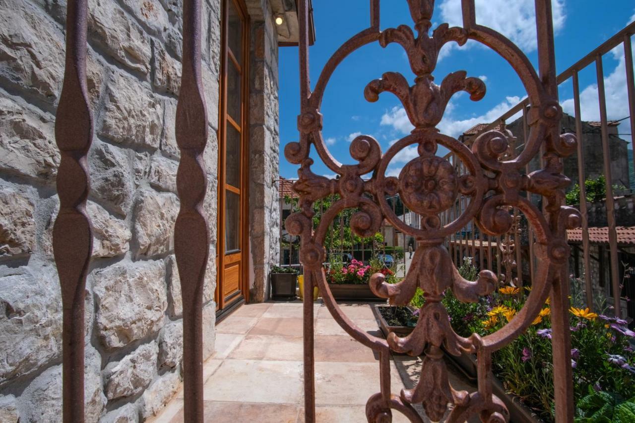 Ras Trebinje Stari Grad Bed & Breakfast エクステリア 写真